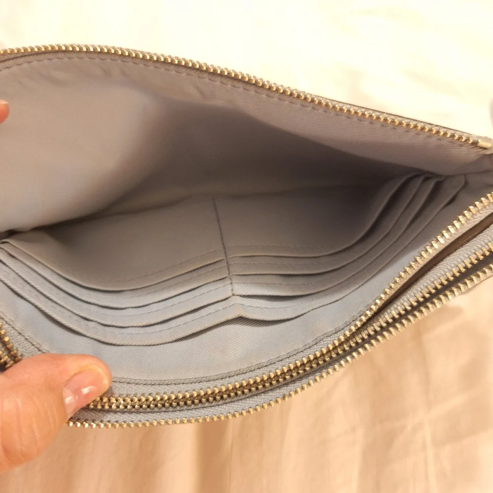 Coach‎ Signature Wristlet Tan MB